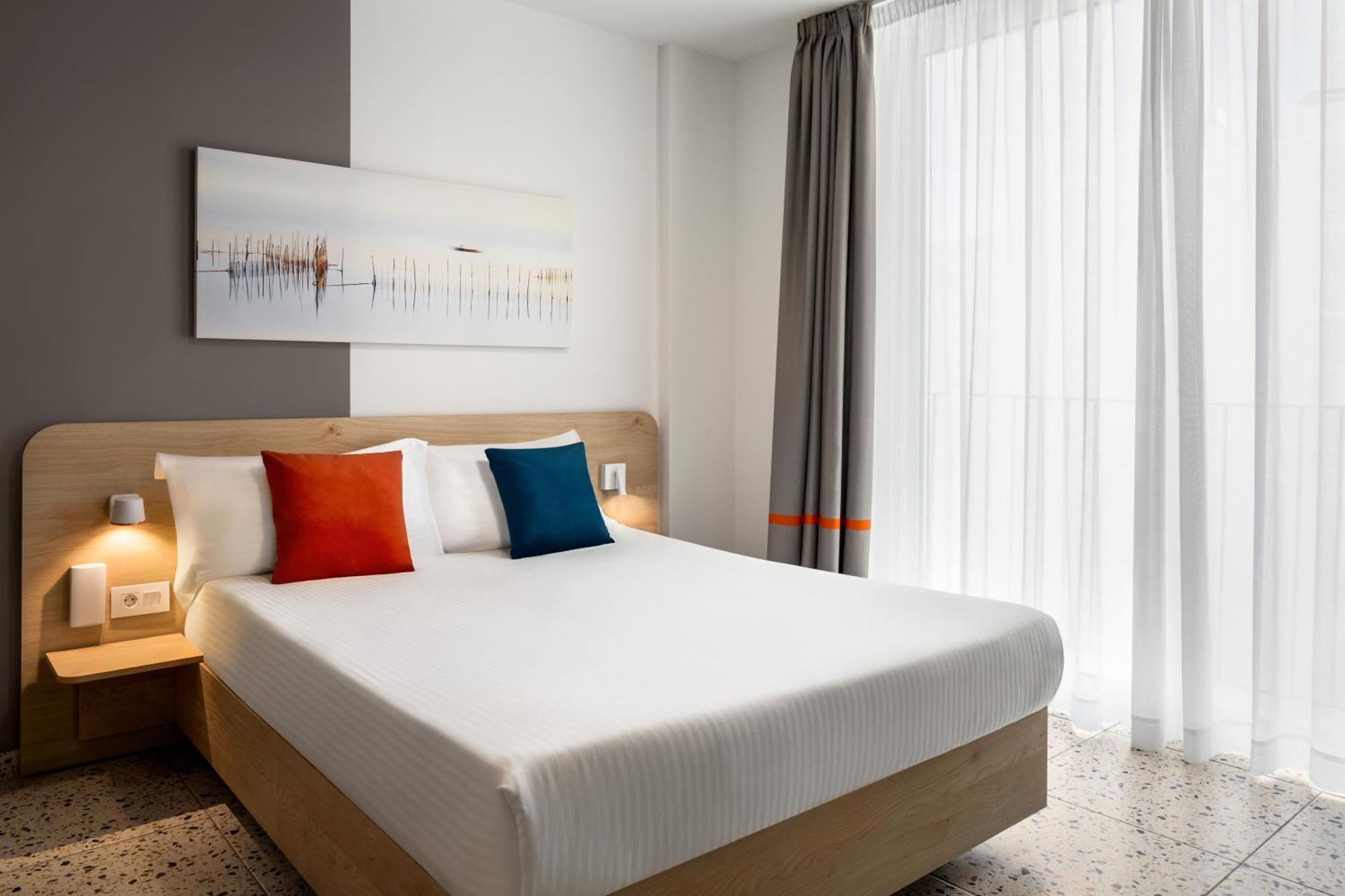 Quadro Hotel, Trademark Collection By Wyndham St. Julian's Exterior foto