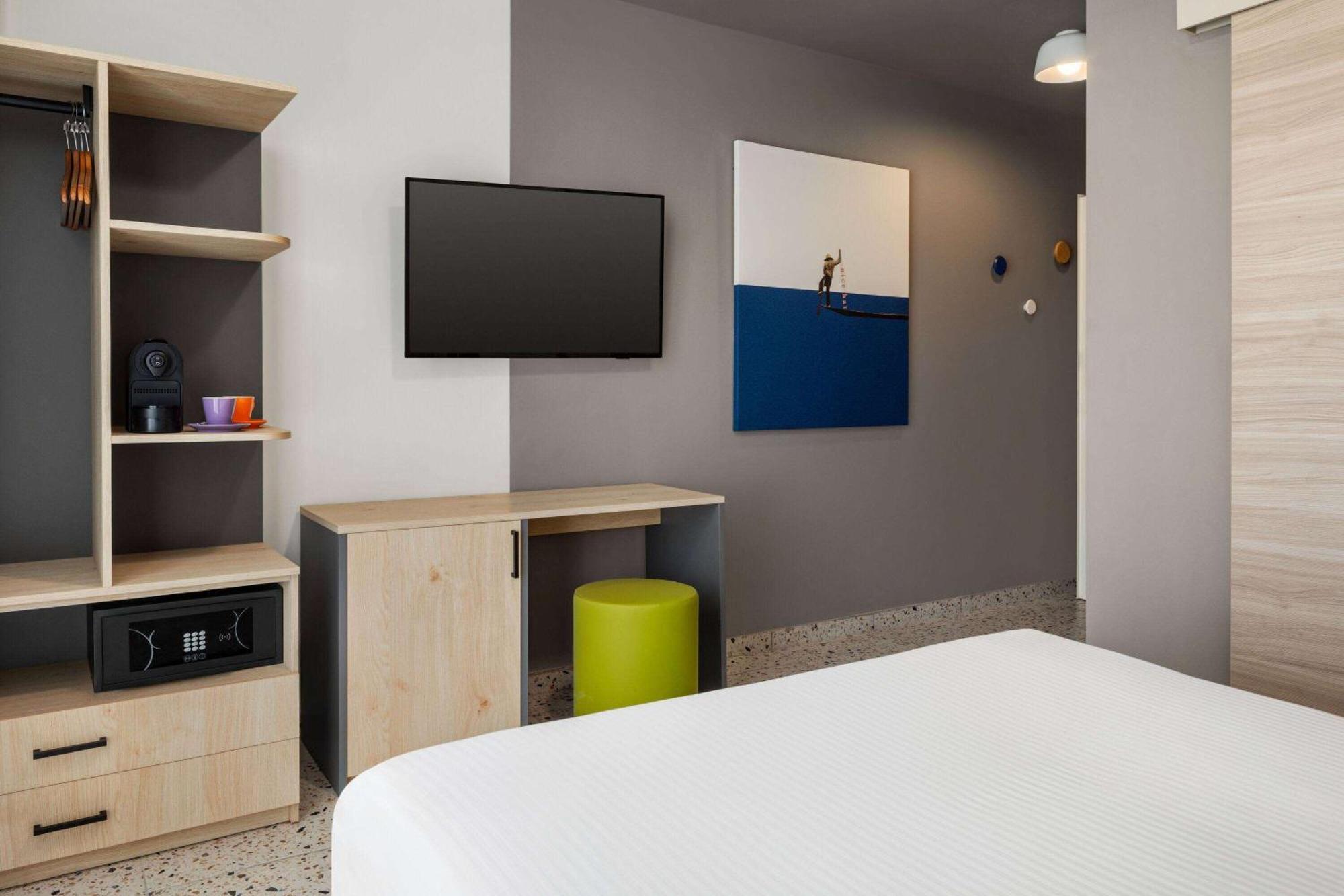 Quadro Hotel, Trademark Collection By Wyndham St. Julian's Exterior foto