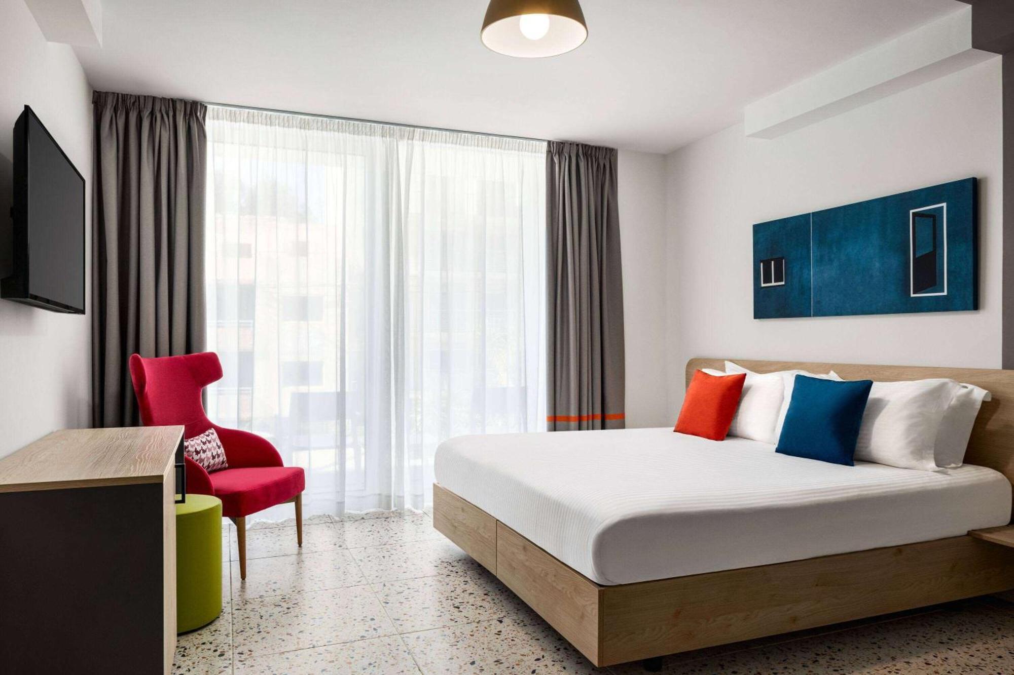 Quadro Hotel, Trademark Collection By Wyndham St. Julian's Exterior foto